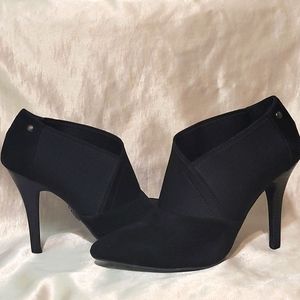 Simply Vera Vera Wang Shooties